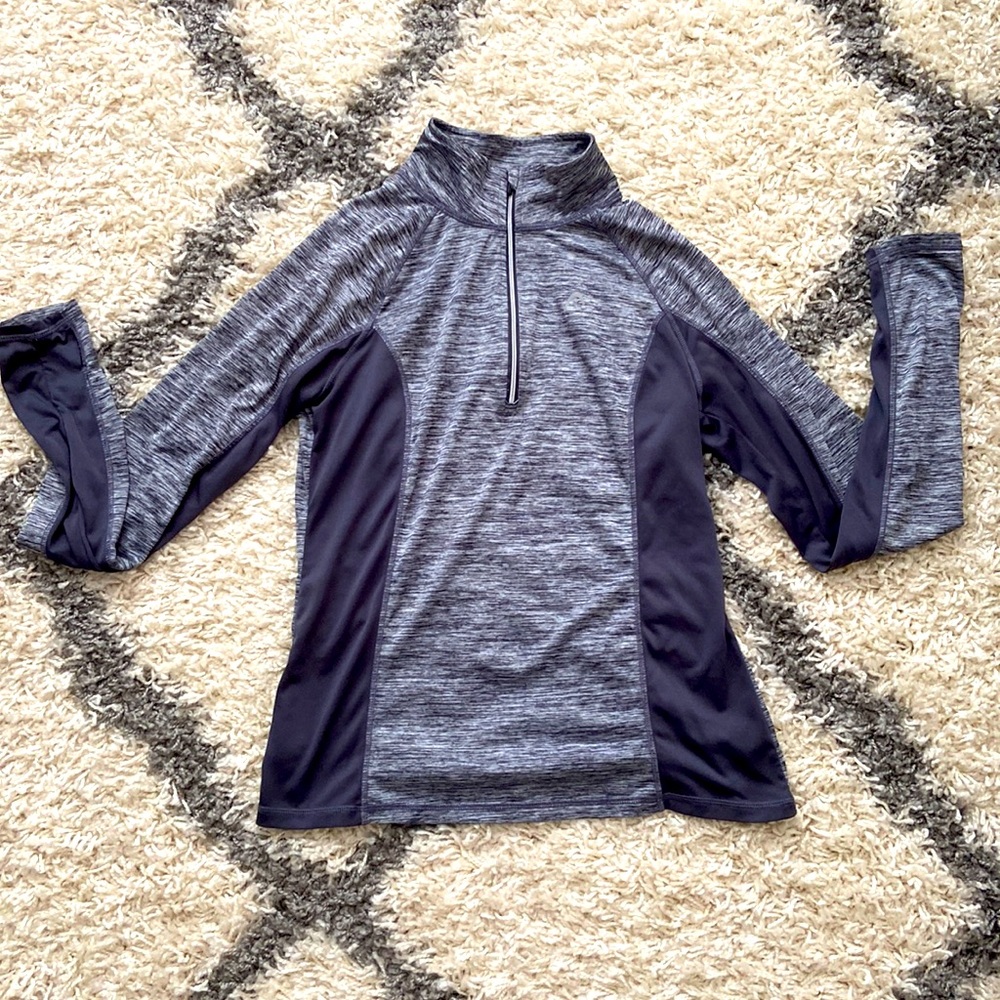 Head Size Medium women’s pullover half zip workout top
